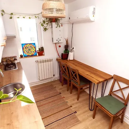 Apartamentul Cu Plante Etaj 4 *